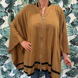 NWT Brown & black Ver Aparasionadas cape/poncho